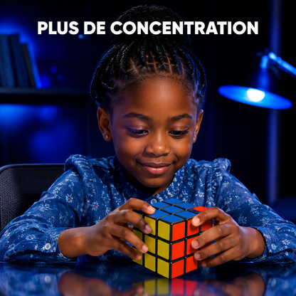 Cubes puzzle magnétiques éducatifs et de construction.