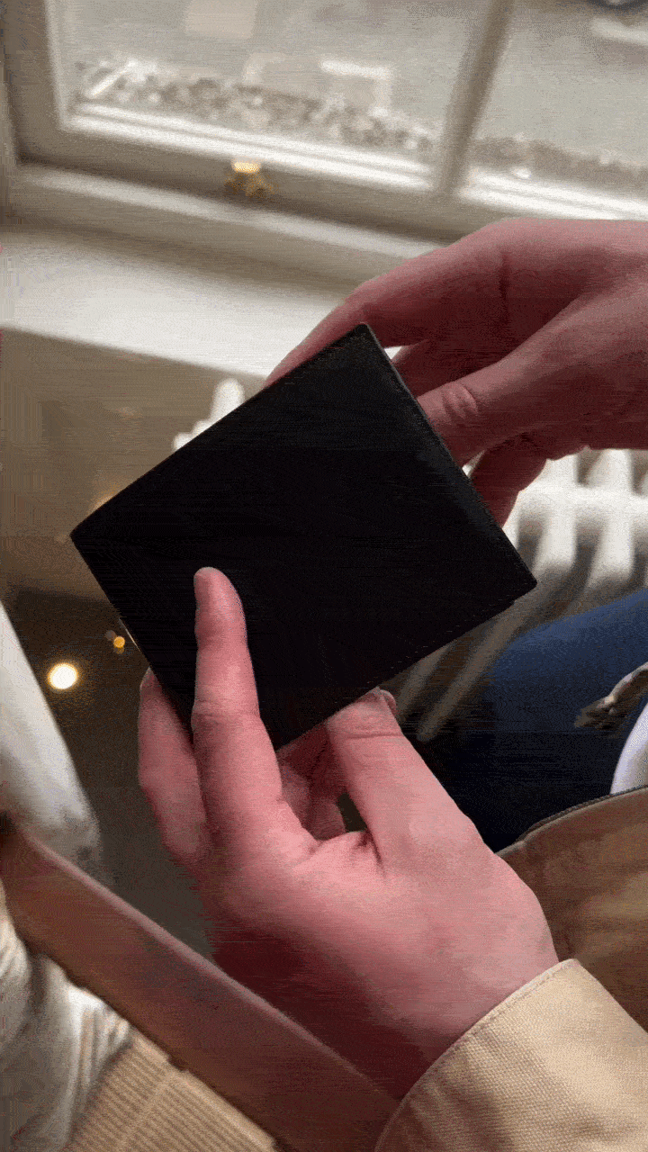 PORTEFEUILLE ANTI-RFID POUR LES HOMMES ELEGANTS